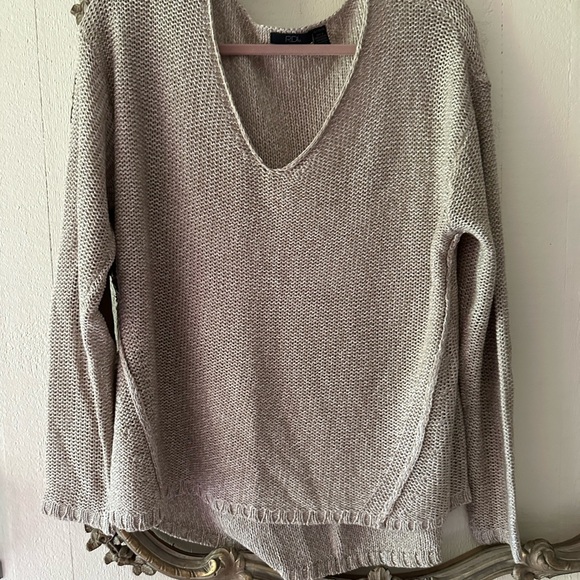 Perfect Autumn Sweatet - Picture 1 of 2